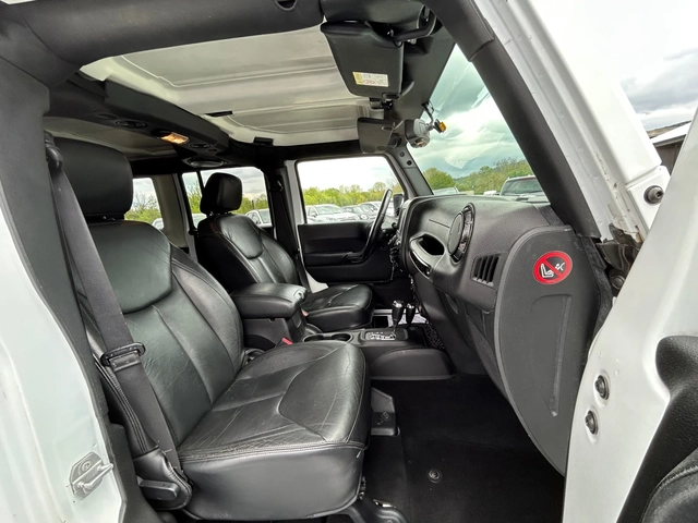 Jeep Wrangler UNLIMITED SAHARA* 2.8 CRD* AUT* ALPINE - автомобили, коли, обяви за нови и употребявани 8