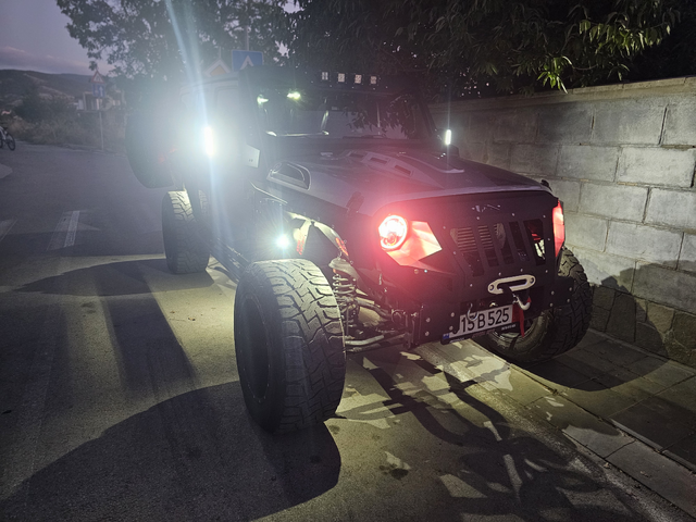 Jeep Wrangler RUBICON - автомобили, коли, обяви за нови и употребявани 14