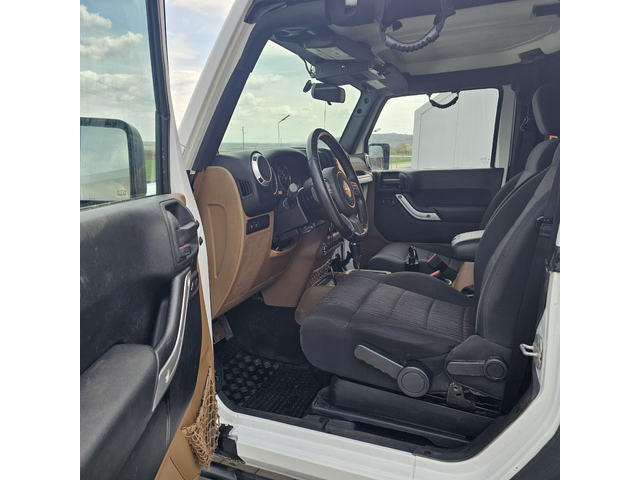 Jeep Wrangler RUBICON SUPERCHARGER - автомобили, коли, обяви за нови и употребявани 8