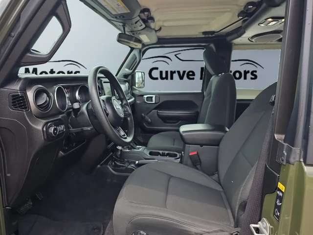 Jeep Wrangler Sport 4x4 * NO ACCIDENTS / 1 OWNER / LOW KM / AUTO 4x4 - автомобили, коли, обяви за нови и употребявани 18