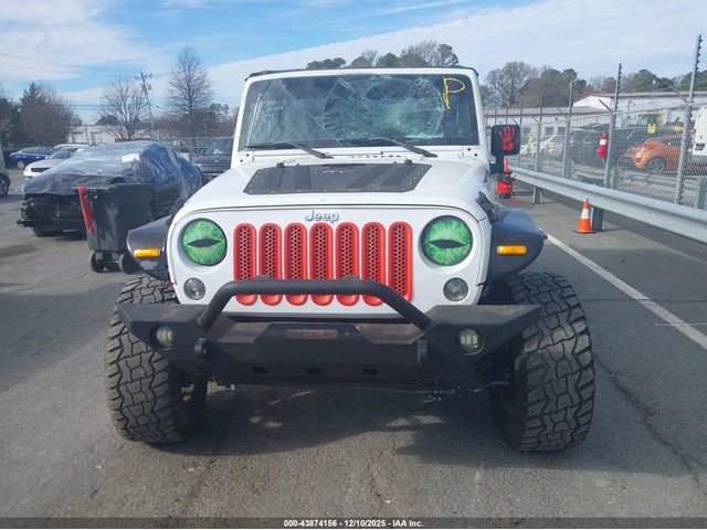 Jeep WRANGLER UNLIMITED 3.6L V-6 DOHC, VVT, 285HP 4X4 Drive - автомобили, коли, обяви за нови и употребявани 11