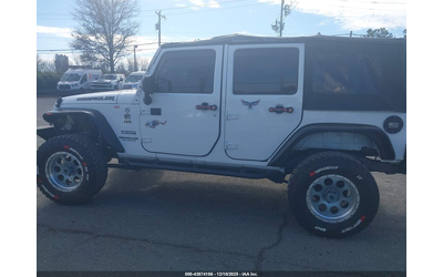 Jeep WRANGLER UNLIMITED 3.6L V-6 DOHC, VVT, 285HP 4X4 Drive - автомобили, коли, обяви за нови и употребявани 13