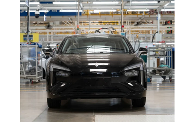 jmev-eveasy-blk-165-kw-221-k-s-lux - 2