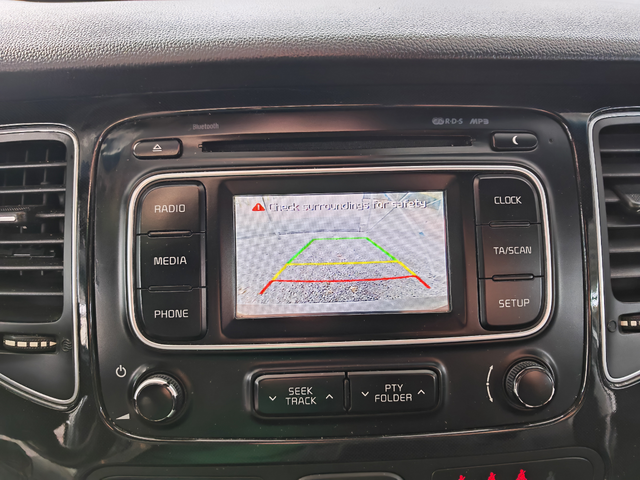 Kia Carens 1.7CRDI-АВТОМАТИК - автомобили, коли, обяви за нови и употребявани 17