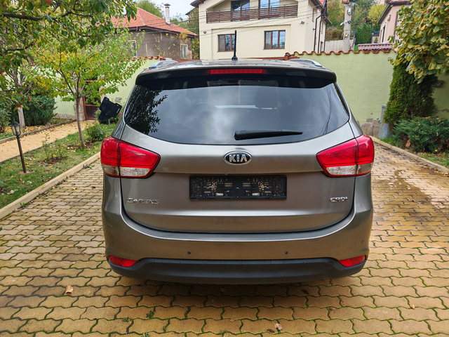 Kia Carens 1.7CRDI-АВТОМАТИК - автомобили, коли, обяви за нови и употребявани 4