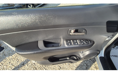 Kia Carens 2.0CRDI 172ХИЛ.100% РЕАЛНИ ТЕГЛИЧ ЛИЗИНГ ВИДЕО - автомобили, коли, обяви за нови и употребявани 11