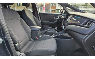 Kia Carens 1.7 CRDI FACELIFT/NAVIG/7mesta/2018g - автомобили, коли, обяви за нови и употребявани 11