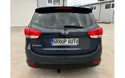 kia-carens - 5