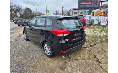 kia-carens - 4