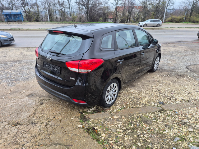 Kia Carens 1.7 CRDI, 7mesta - автомобили, коли, обяви за нови и употребявани 6