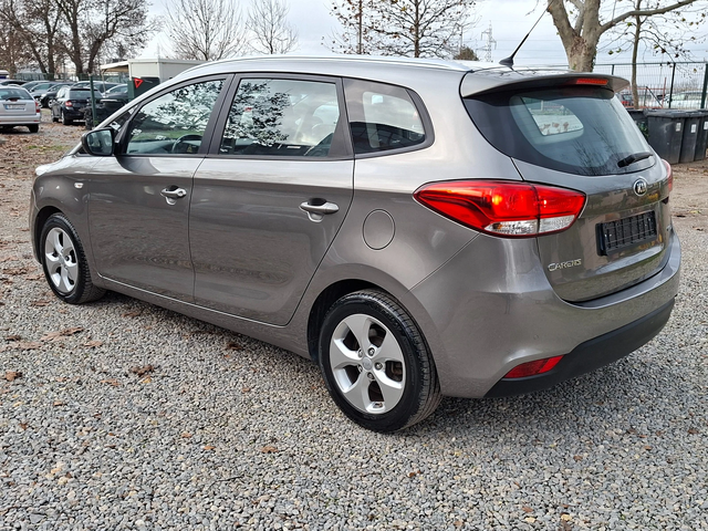 Kia Carens 1.7CRDi 6ск. 7места STYLE EDITION - автомобили, коли, обяви за нови и употребявани 5