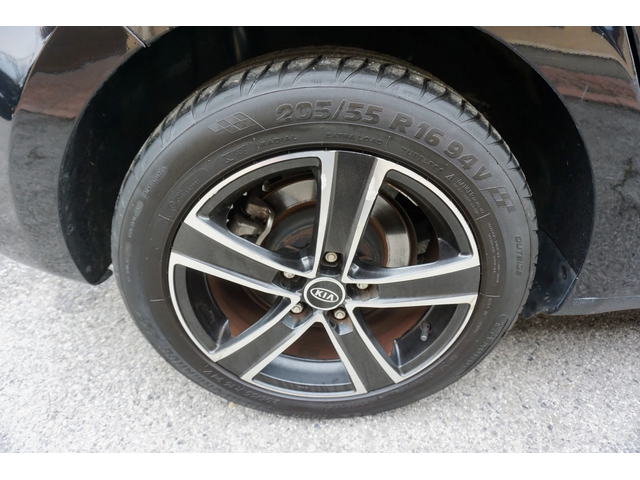 Kia Carens 1.7 CRDI COOL - автомобили, коли, обяви за нови и употребявани 14