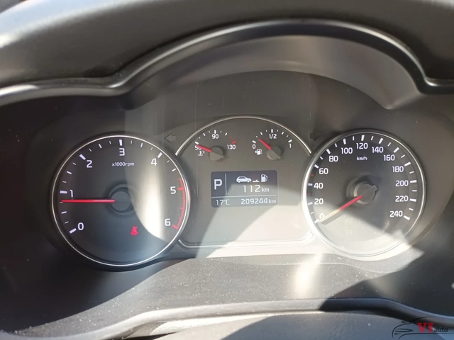 Kia Carens 7 места/Автомат - автомобили, коли, обяви за нови и употребявани 11