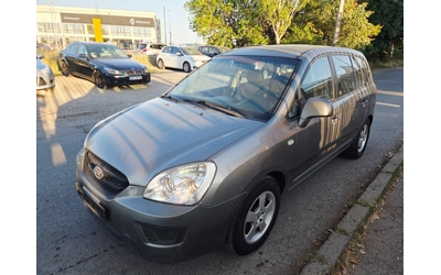 kia-carens - 2