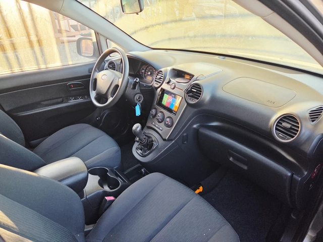 Kia Carens 2, 000 EURO5 - автомобили, коли, обяви за нови и употребявани 5