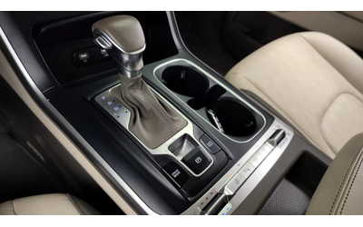 Kia Carnival 4th Generation 9-seater Prestige - автомобили, коли, обяви за нови и употребявани 8