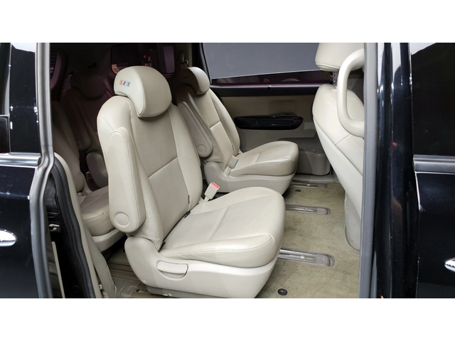 Kia Carnival The New 9-seater Prestige - автомобили, коли, обяви за нови и употребявани 11