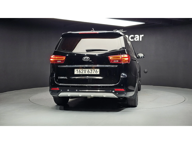 Kia Carnival The New 9-seater Prestige - автомобили, коли, обяви за нови и употребявани 3
