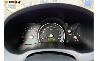 Kia Carnival 2.9d 185к.с./7 места/ - автомобили, коли, обяви за нови и употребявани 15