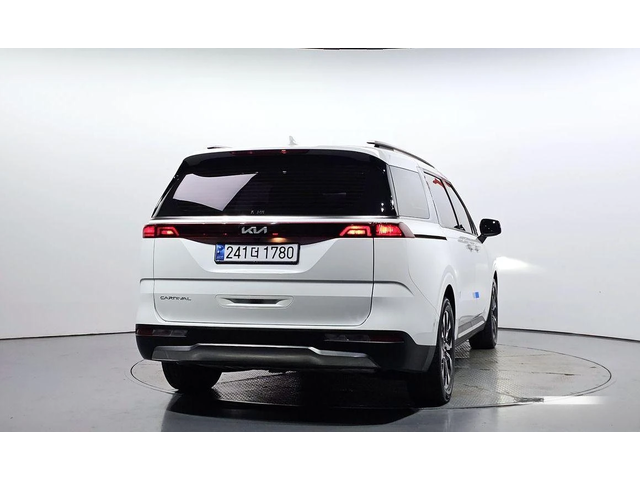 Kia Carnival 7-Seater Noblesse  * НАЙ-ДОБРА ЦЕНА В БЪЛГАРИЯ* - автомобили, коли, обяви за нови и употребявани 3