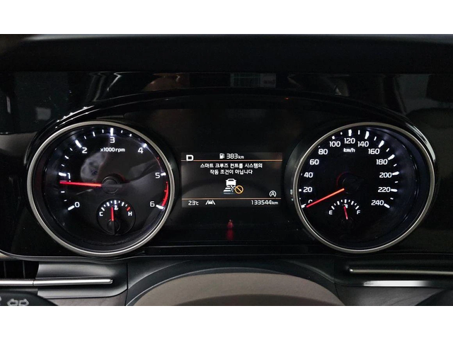 Kia Carnival 7-Seater Noblesse  * НАЙ-ДОБРА ЦЕНА В БЪЛГАРИЯ* - автомобили, коли, обяви за нови и употребявани 7