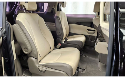 Kia Carnival - автомобили, коли, обяви за нови и употребявани 11