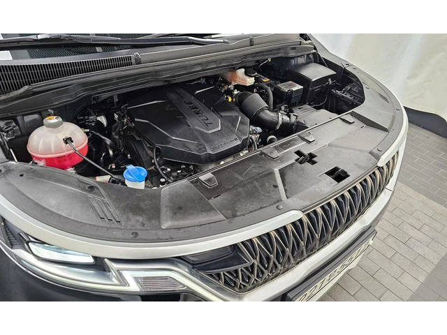 Kia Carnival - автомобили, коли, обяви за нови и употребявани 5