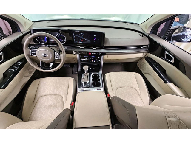 Kia Carnival - автомобили, коли, обяви за нови и употребявани 6