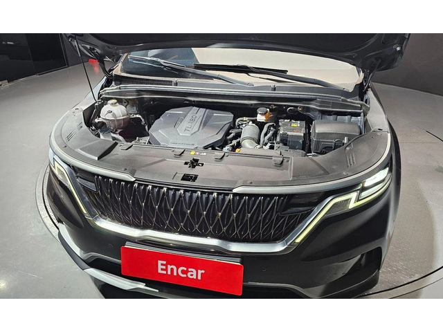 Kia Carnival - автомобили, коли, обяви за нови и употребявани 5