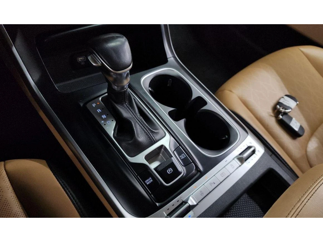 Kia Carnival - автомобили, коли, обяви за нови и употребявани 8