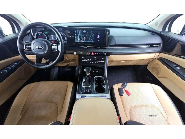 Kia Carnival - автомобили, коли, обяви за нови и употребявани 6