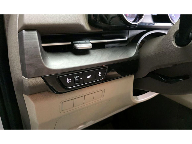 Kia Carnival - автомобили, коли, обяви за нови и употребявани 14