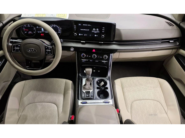 Kia Carnival - автомобили, коли, обяви за нови и употребявани 6