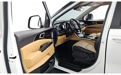 Kia Carnival - автомобили, коли, обяви за нови и употребявани 10