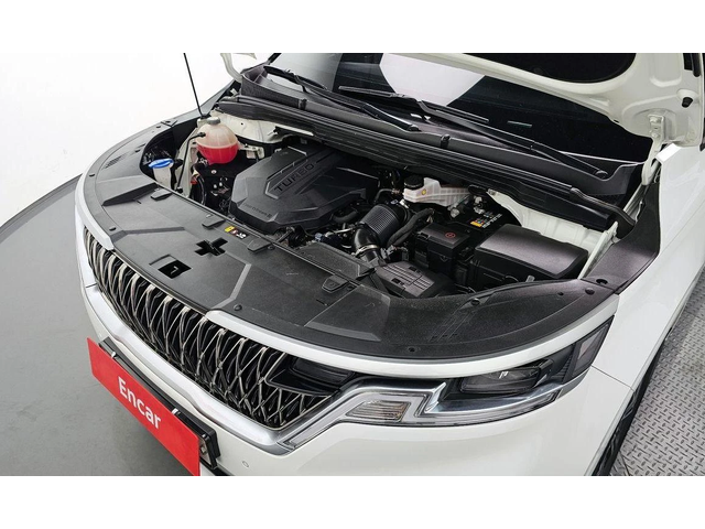 Kia Carnival - автомобили, коли, обяви за нови и употребявани 5