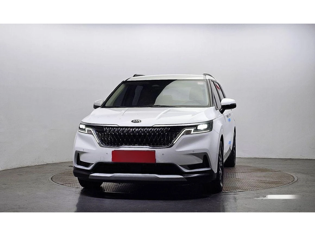 Kia Carnival - автомобили, коли, обяви за нови и употребявани 2