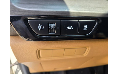 Kia Carnival - автомобили, коли, обяви за нови и употребявани 9