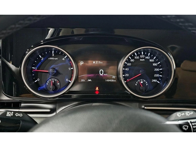 Kia Carnival - автомобили, коли, обяви за нови и употребявани 7