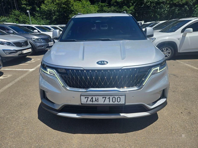 Kia Carnival - автомобили, коли, обяви за нови и употребявани 0