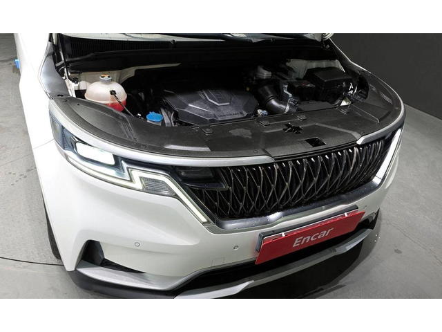 Kia Carnival - автомобили, коли, обяви за нови и употребявани 5