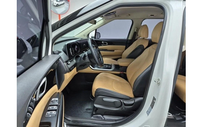 Kia Carnival - автомобили, коли, обяви за нови и употребявани 10