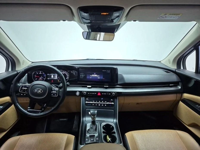 Kia Carnival - автомобили, коли, обяви за нови и употребявани 6