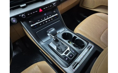 Kia Carnival - автомобили, коли, обяви за нови и употребявани 7