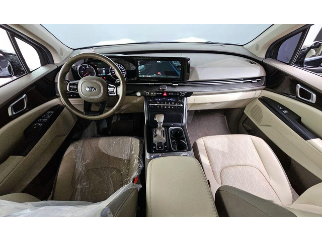 Kia Carnival - автомобили, коли, обяви за нови и употребявани 6