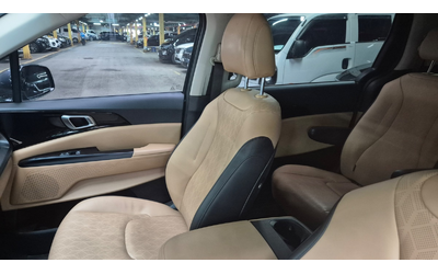 KIA Carnival - автомобили, коли, обяви за нови и употребявани 19