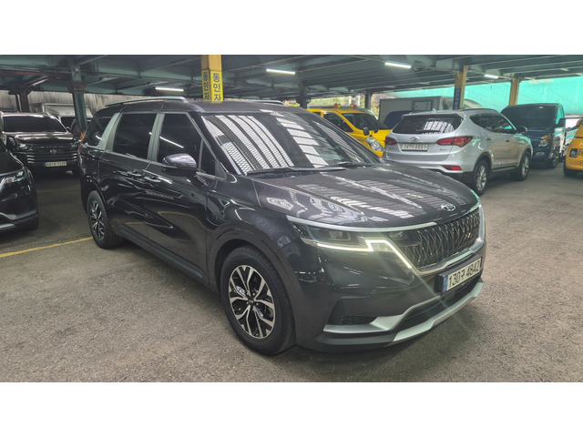 KIA Carnival - автомобили, коли, обяви за нови и употребявани 2