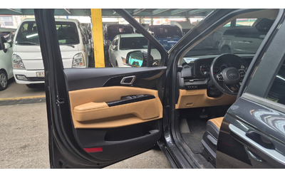 KIA Carnival - автомобили, коли, обяви за нови и употребявани 8