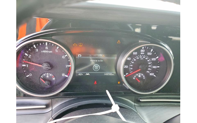 Kia Carnival 3.5L 6 Front-wheel Drive - автомобили, коли, обяви за нови и употребявани 8