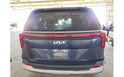 kia-carnival-3-5l-6-front-wheel-drive - 5
