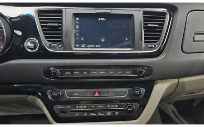 Kia Carnival 7-Seater Limousine Magic Space - автомобили, коли, обяви за нови и употребявани 13